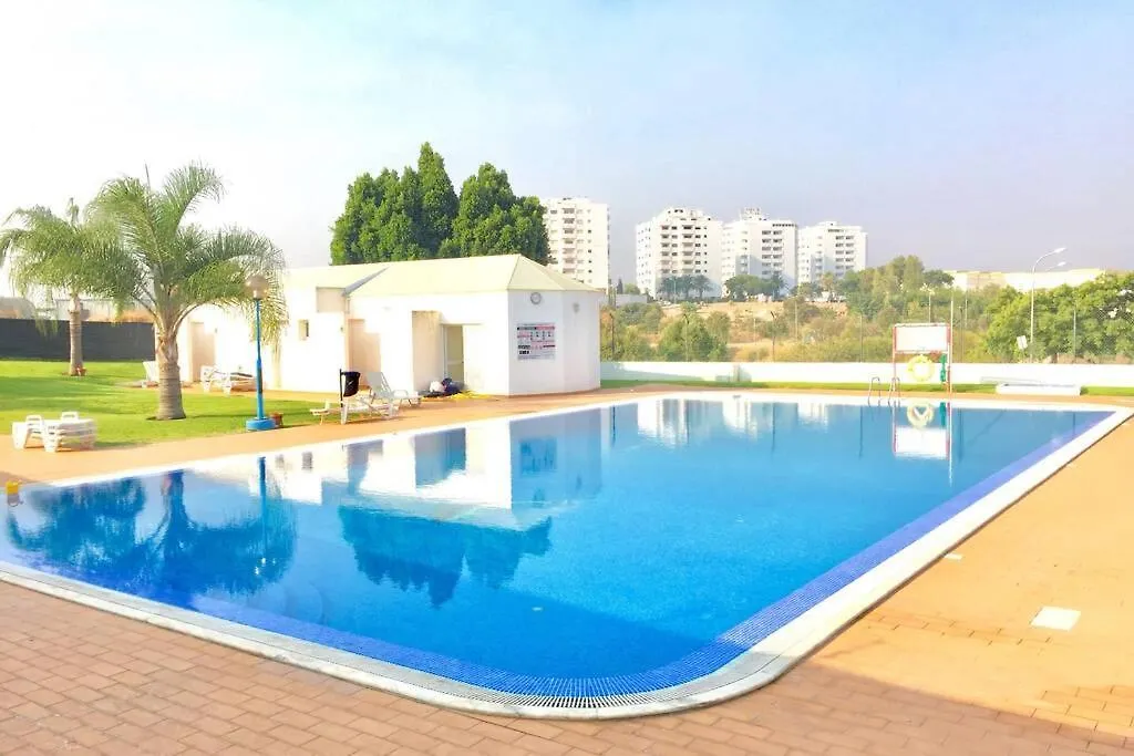 Albufeira, Standind Flat With Swimming Pool contacts